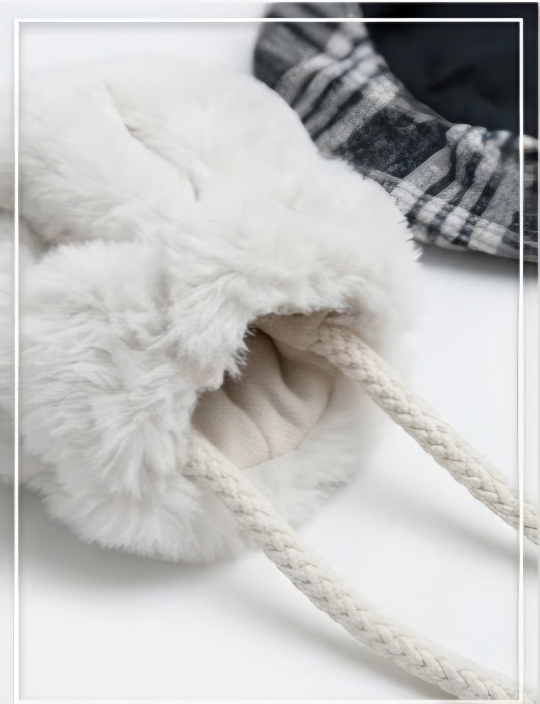 AM Kids - Vestitino con cappottino di pelliccia e basco